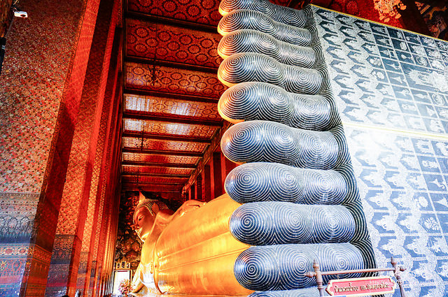 【泰國曼谷】必去昭披耶河畔古老寺廟｜臥佛寺Wat Pho、不能錯過的按摩學校。